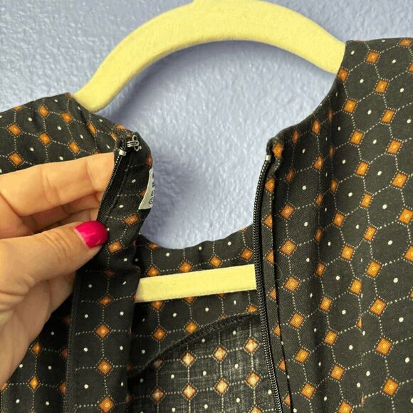 Vintage Karin Stevens Petite Long Sleeve Dress Smocked Waist Cuffed Pleated 4P - Picture 6 of 9